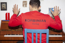 Laden Sie das Bild in den Galerie-Viewer, Korbinian Klassik Sweater Rot

